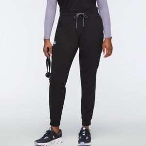 Jaanuu 13 Pocket Jogger Scrub Pants in Black 1x